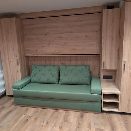 Annelies Lejlighed Tux