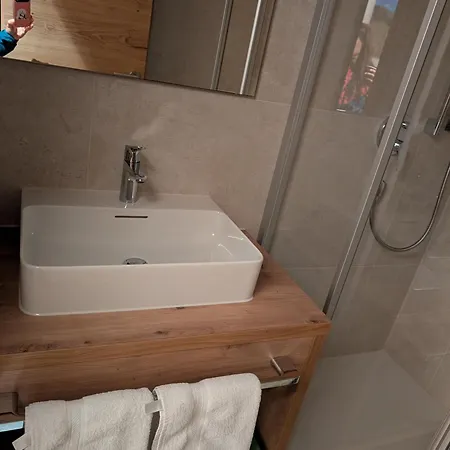 Annelies Apartment *