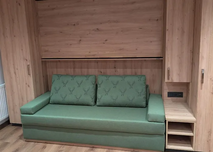 Annelies Apartment Tux